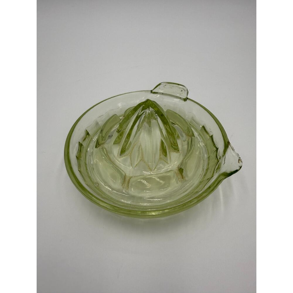 1930's Uranium Glass Juicer - Picture 3 of 6